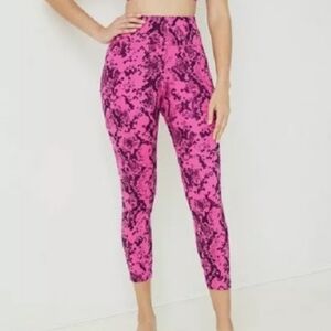 JoyLab Women's High-Rise Printed 7/8 Leggings Pink Berry Snake Inseam 24" R:10.5